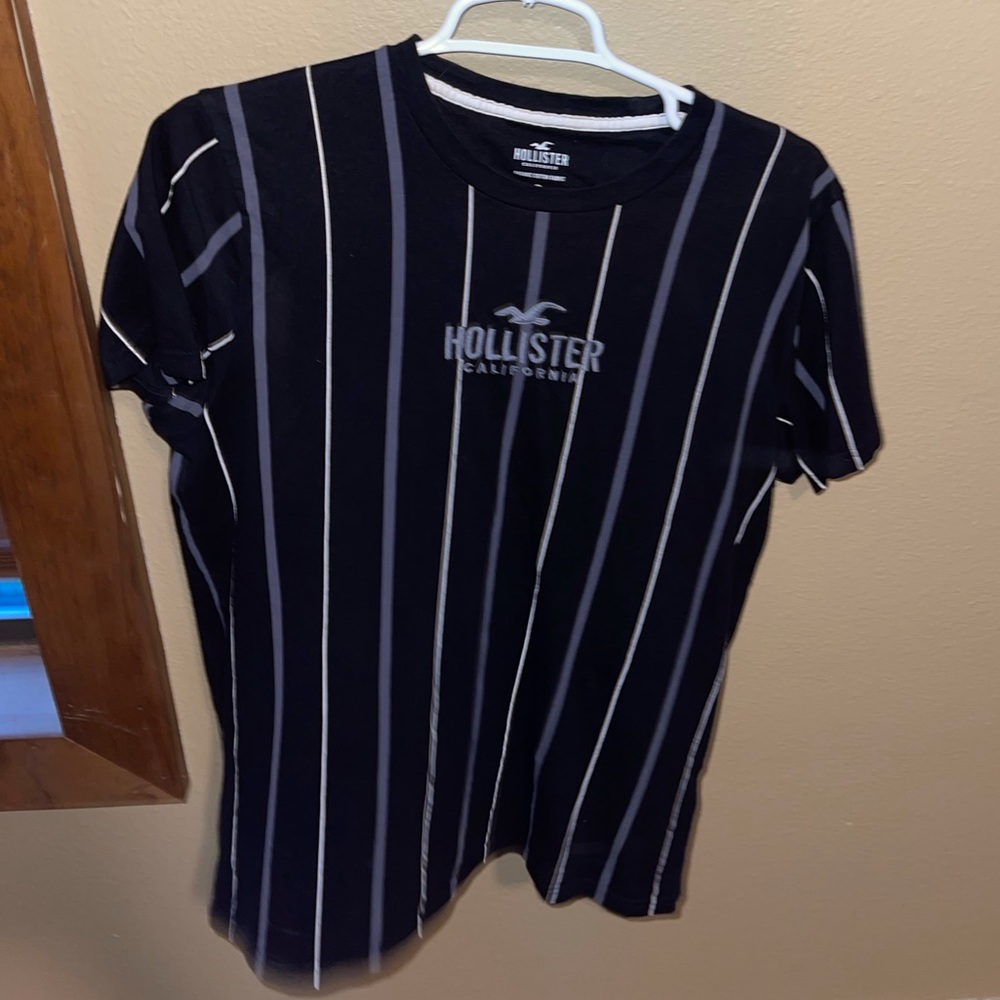 Hollister T-shirt